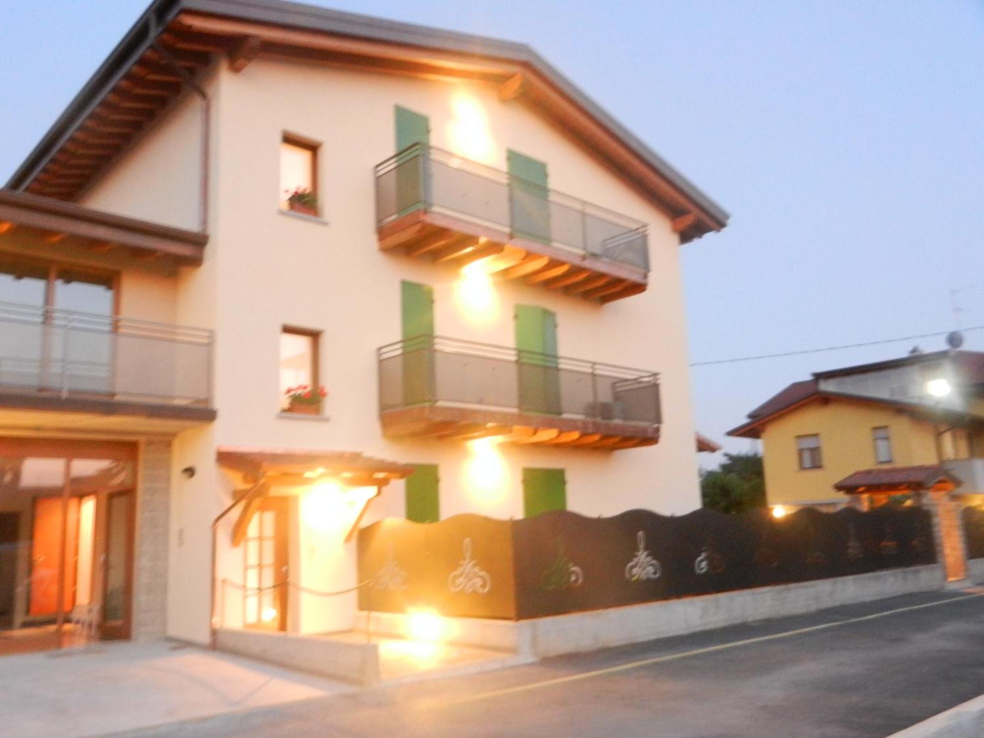 B&B Ad Hoc Costa di Mezzate Ngoại thất bức ảnh
